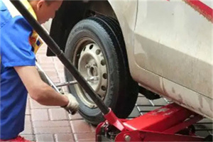 凌河附近拖车24小时服务热线电话
